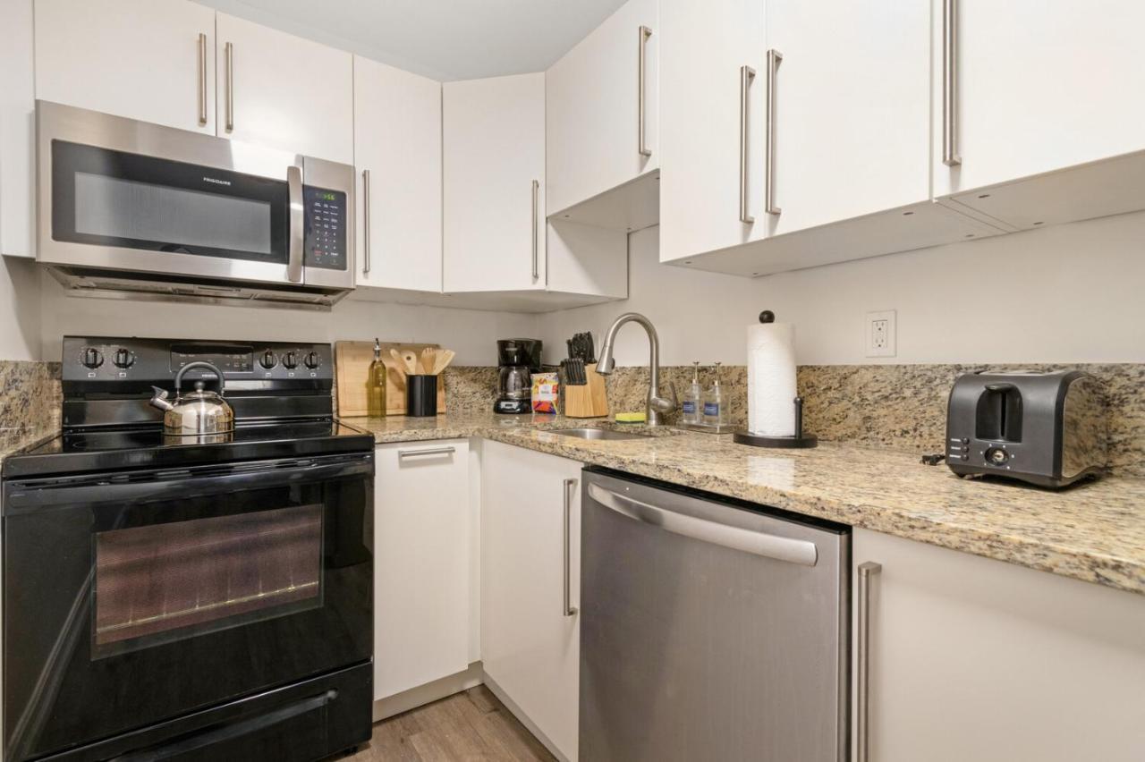 Апарт отель Roami At Clematis Street Lofts Уэст-Палм-Бич Экстерьер фото