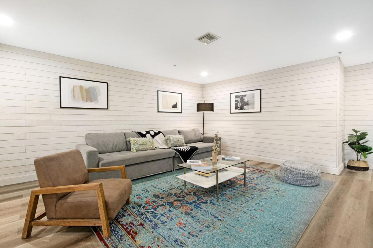 Апарт отель Roami At Clematis Street Lofts Уэст-Палм-Бич Экстерьер фото